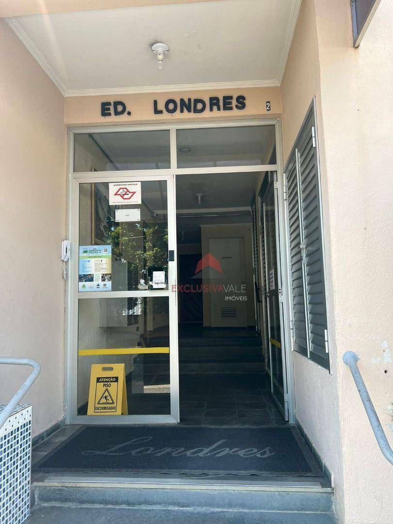 Apartamento à venda com 2 quartos, 60m² - Foto 15