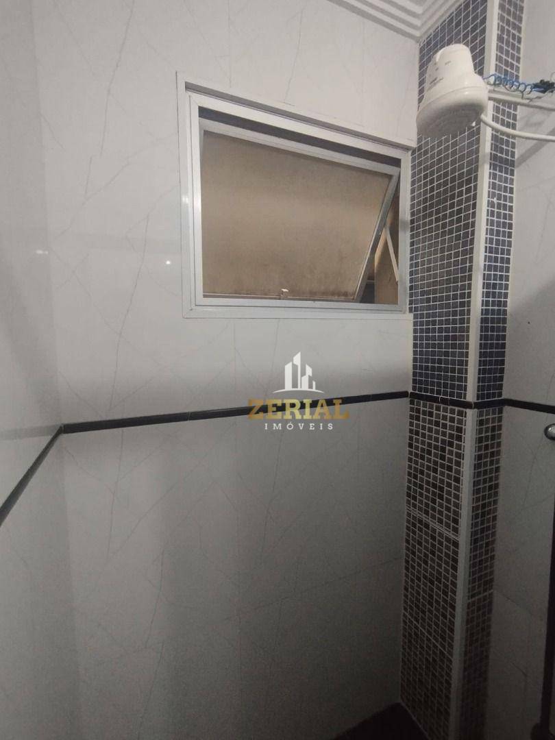 Apartamento para alugar com 2 quartos, 65m² - Foto 19