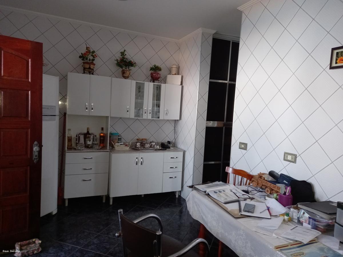 Casa à venda com 4 quartos, 250m² - Foto 10