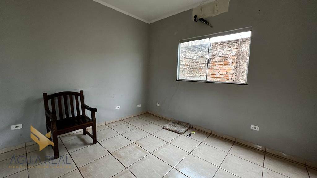 Casa à venda com 3 quartos, 87m² - Foto 4