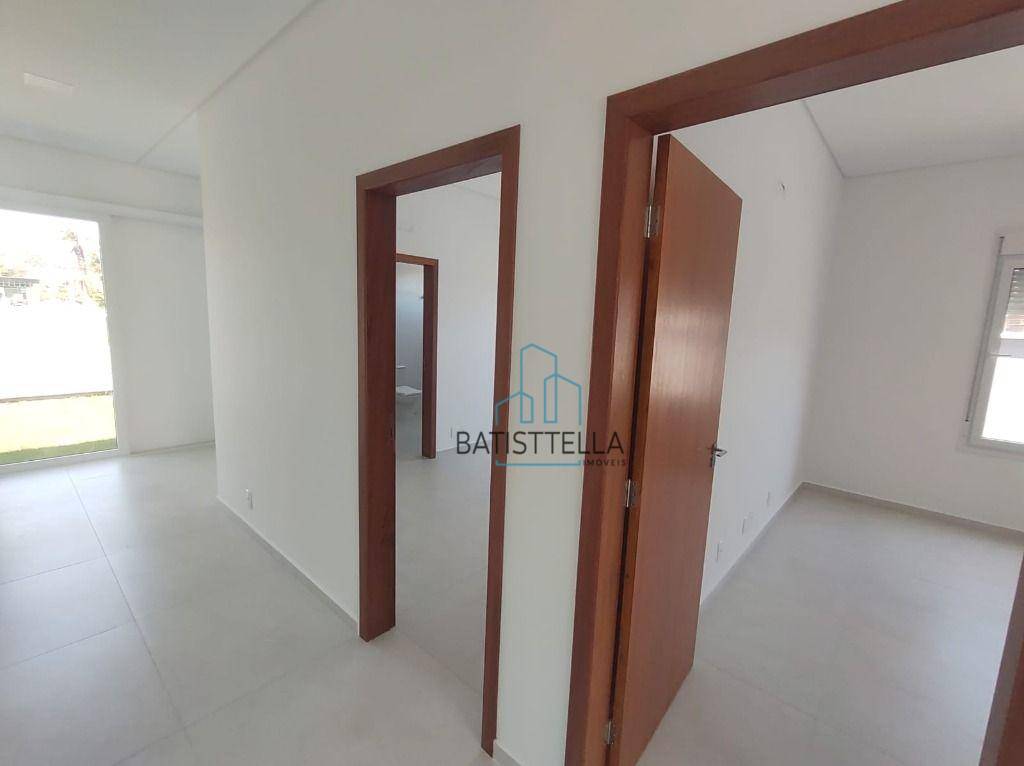 Casa à venda com 3 quartos, 150m² - Foto 4