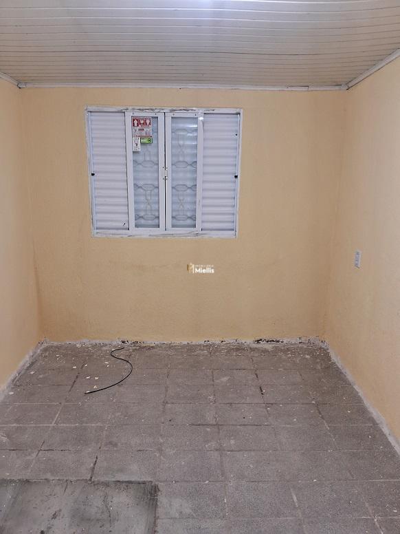 Casa à venda com 2 quartos, 70m² - Foto 10