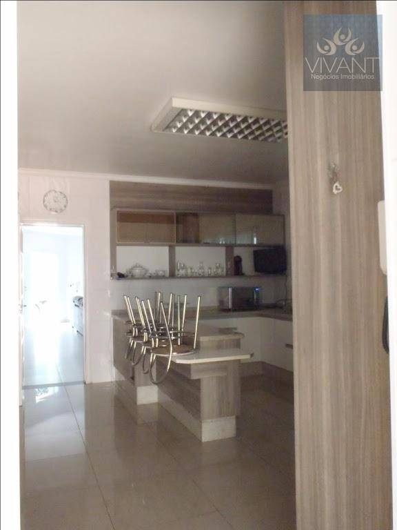 Sobrado à venda com 5 quartos, 220m² - Foto 7