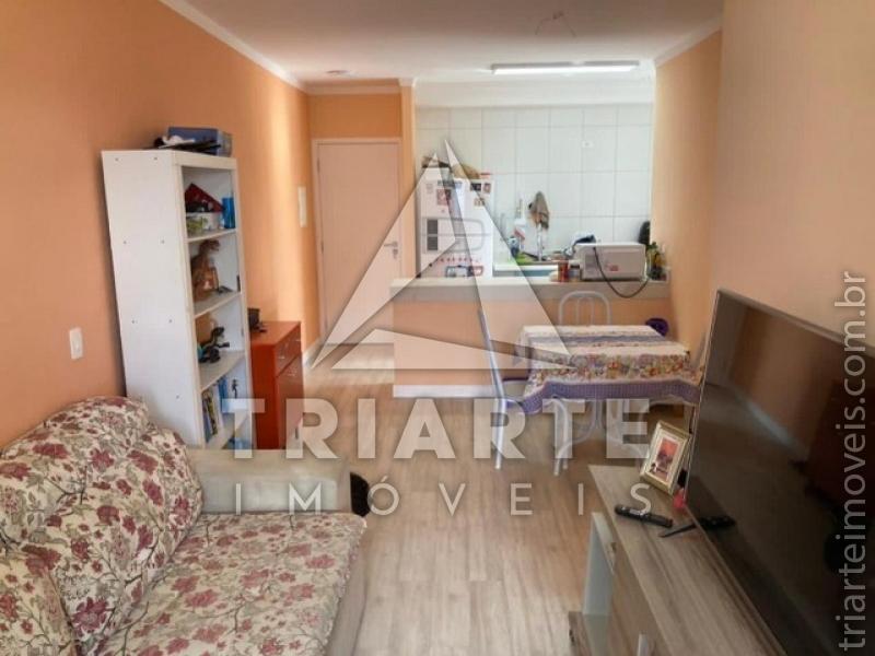 Casa à venda com 2 quartos, 95m² - Foto 2