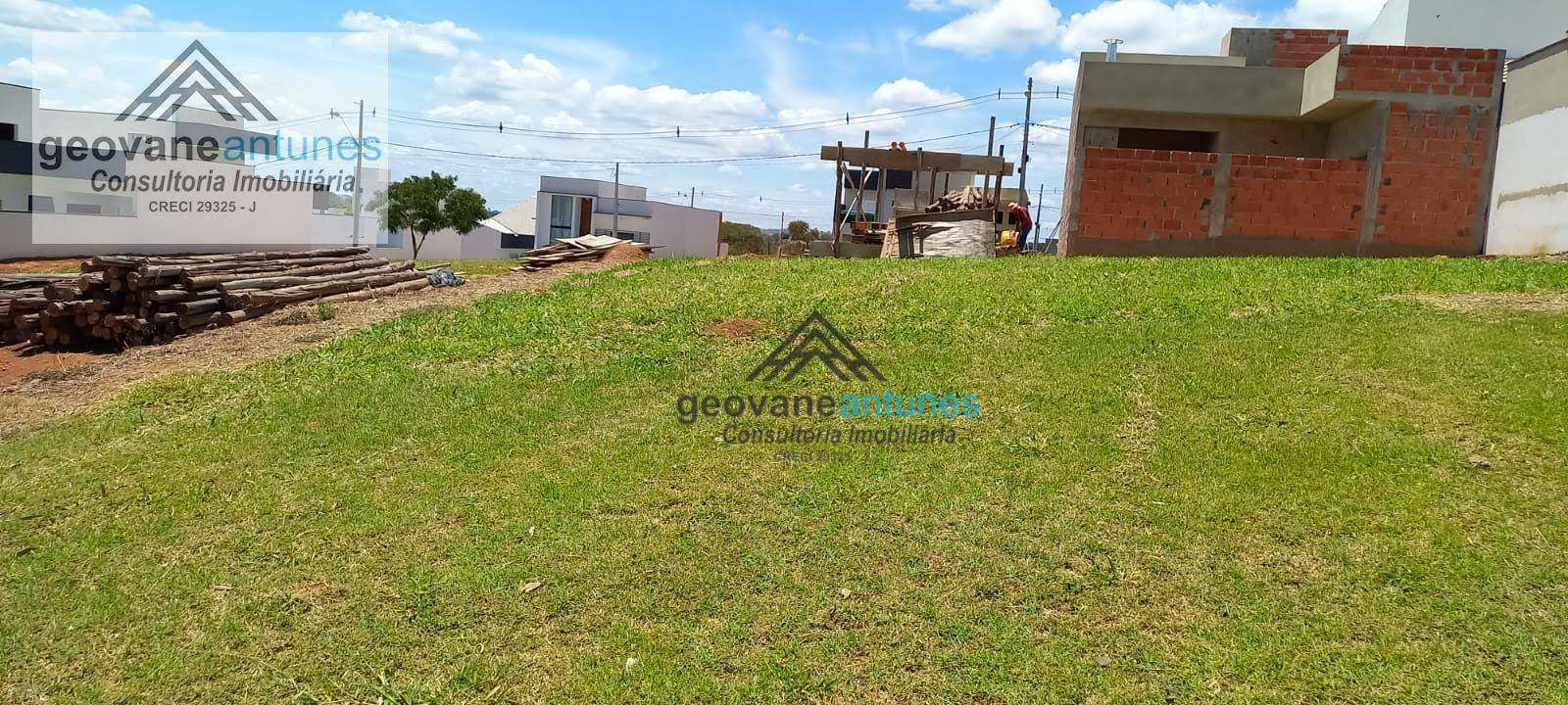 Loteamento e Condomínio, 154 m² - Foto 1