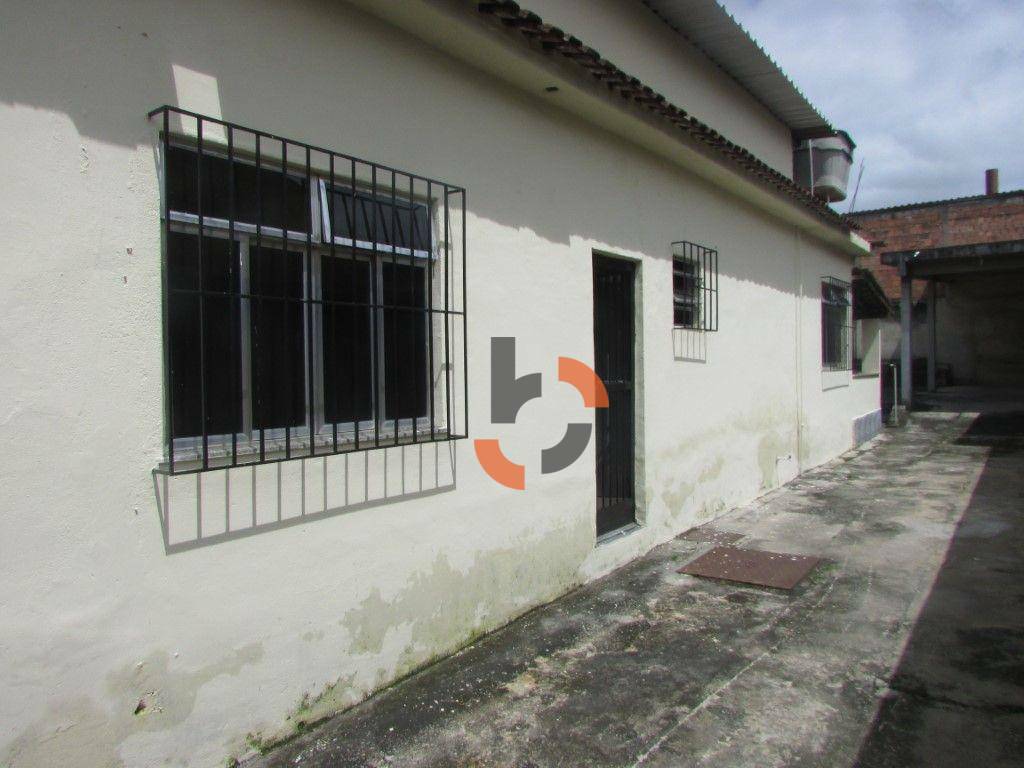 Casa à venda com 2 quartos, 160m² - Foto 4