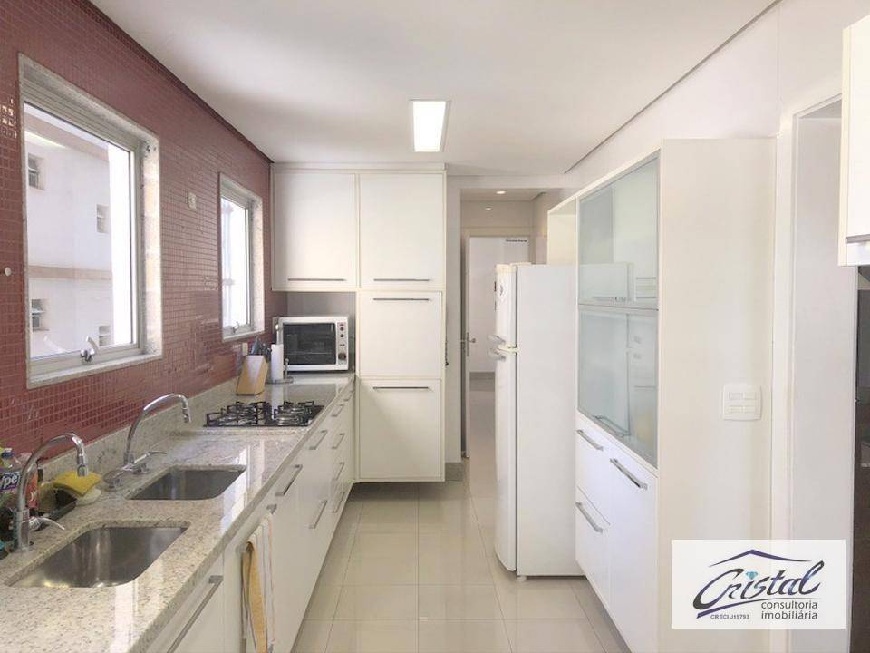 Apartamento à venda com 3 quartos, 180m² - Foto 21