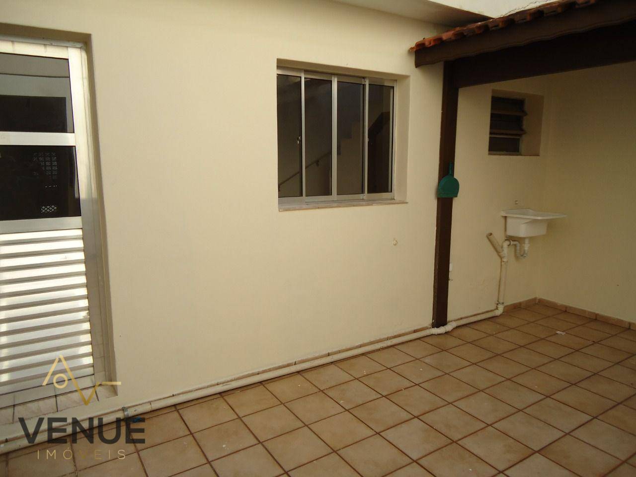 Sobrado à venda com 4 quartos, 220m² - Foto 6