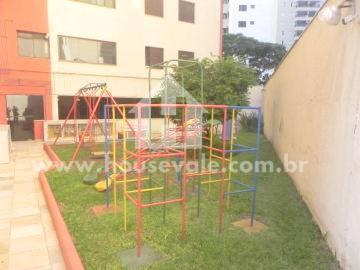 Apartamento à venda com 3 quartos, 98m² - Foto 18