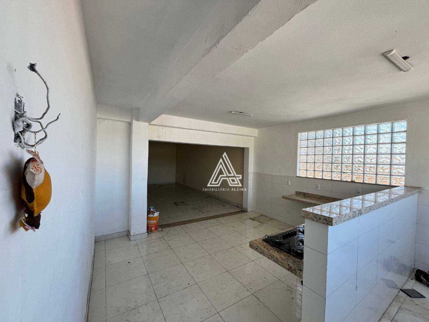 Casa para alugar com 4 quartos, 150m² - Foto 24