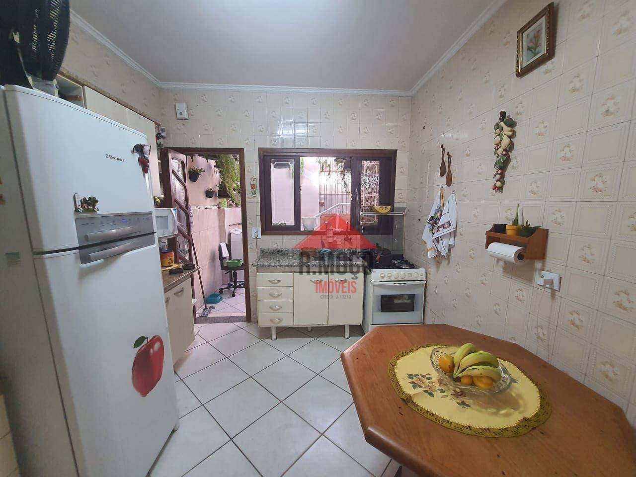Casa à venda com 3 quartos, 77m² - Foto 17