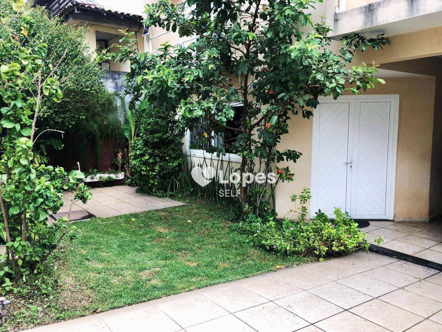 Casa à venda com 3 quartos, 253m² - Foto 16