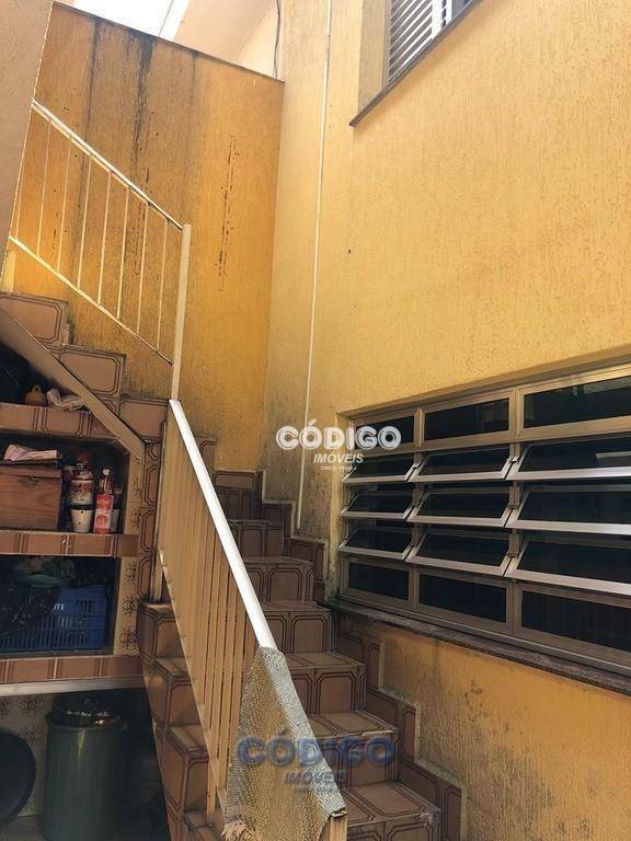 Sobrado à venda com 3 quartos, 200m² - Foto 6