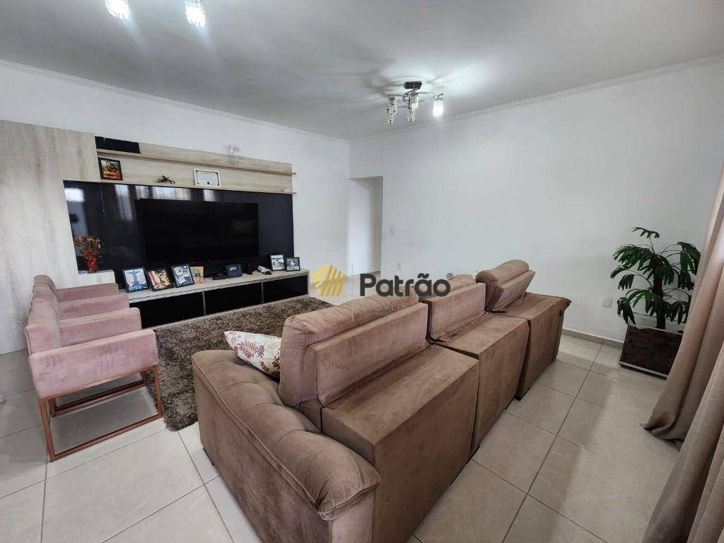 Casa, 4 quartos, 450 m² - Foto 3