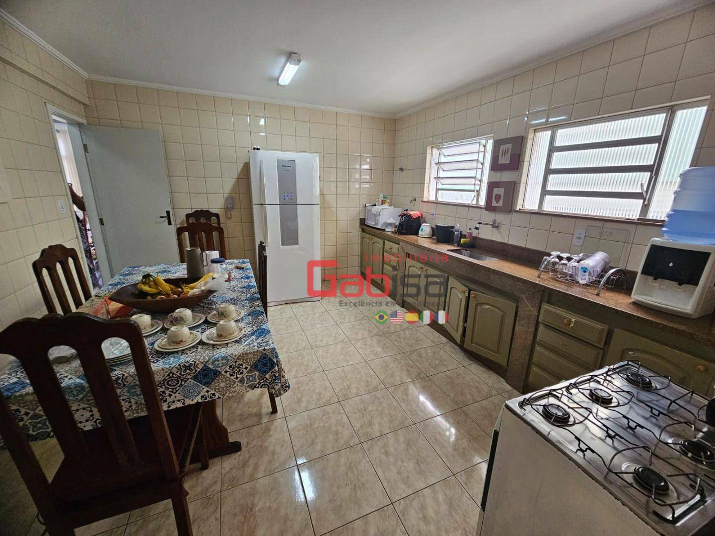 Apartamento à venda com 3 quartos, 243m² - Foto 27