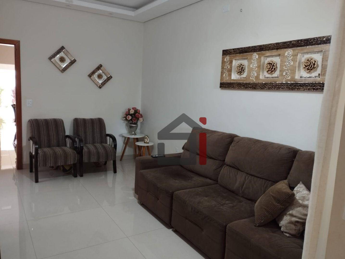 Casa à venda com 3 quartos, 195m² - Foto 4