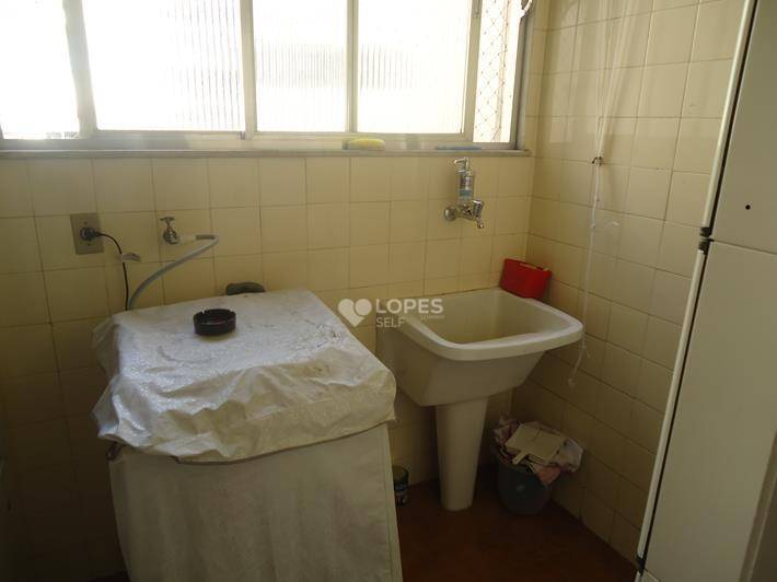 Apartamento à venda com 1 quarto, 60m² - Foto 9