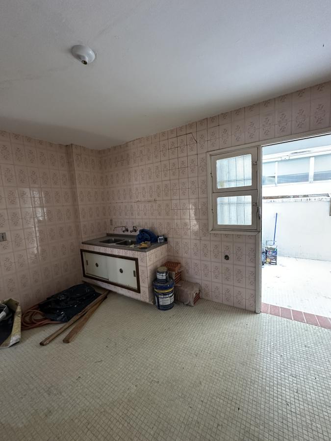 Apartamento à venda com 3 quartos, 150m² - Foto 6