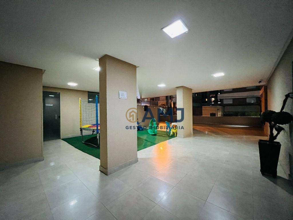 Cobertura à venda com 4 quartos, 285m² - Foto 2