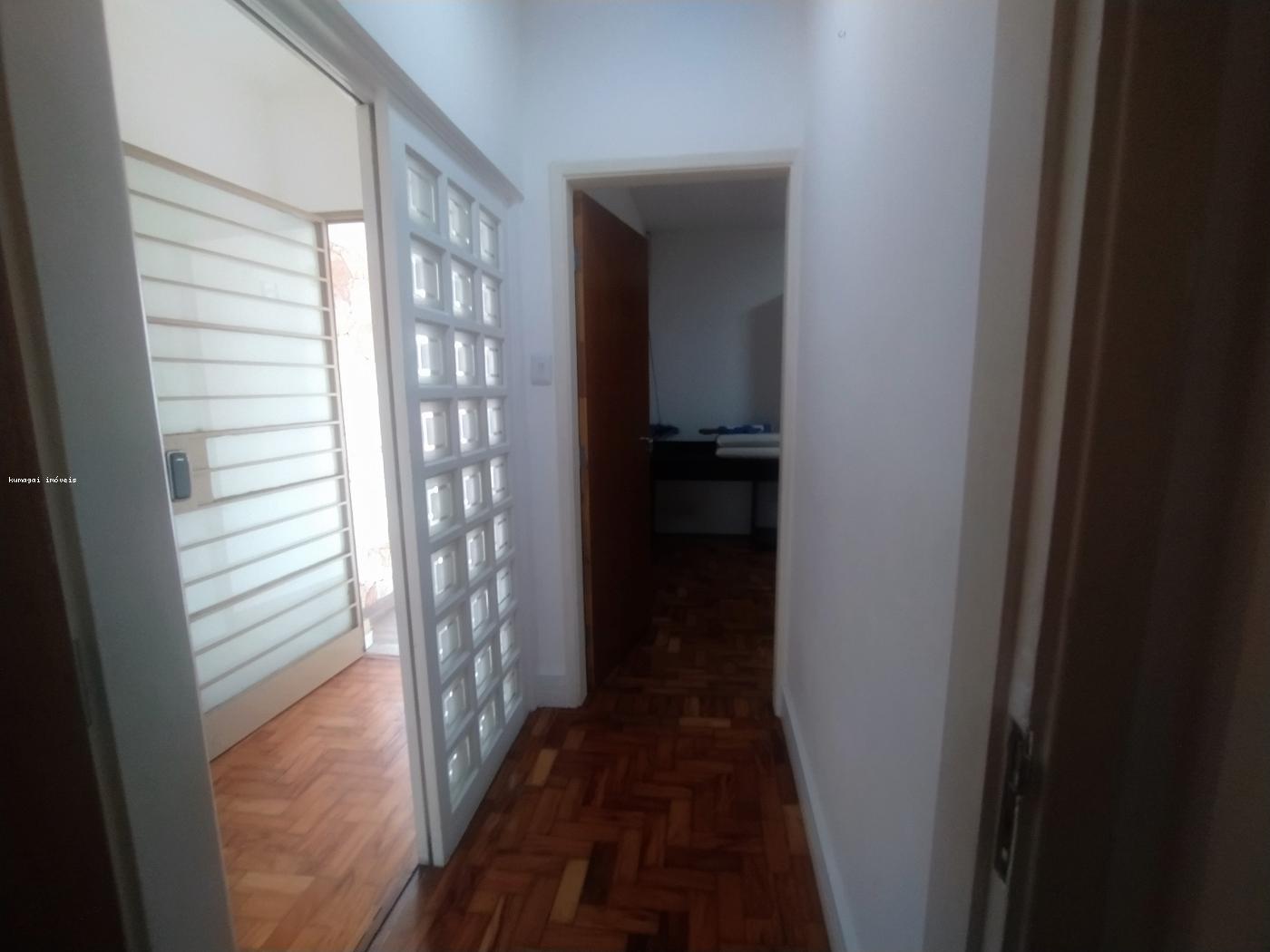 Prédio Inteiro à venda com 3 quartos, 270m² - Foto 16