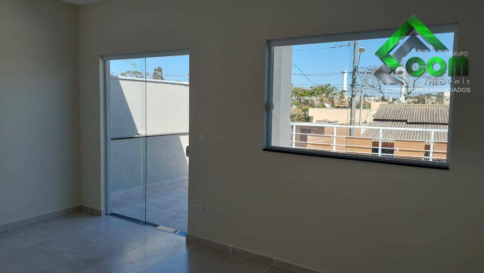 Casa à venda com 3 quartos, 122m² - Foto 4