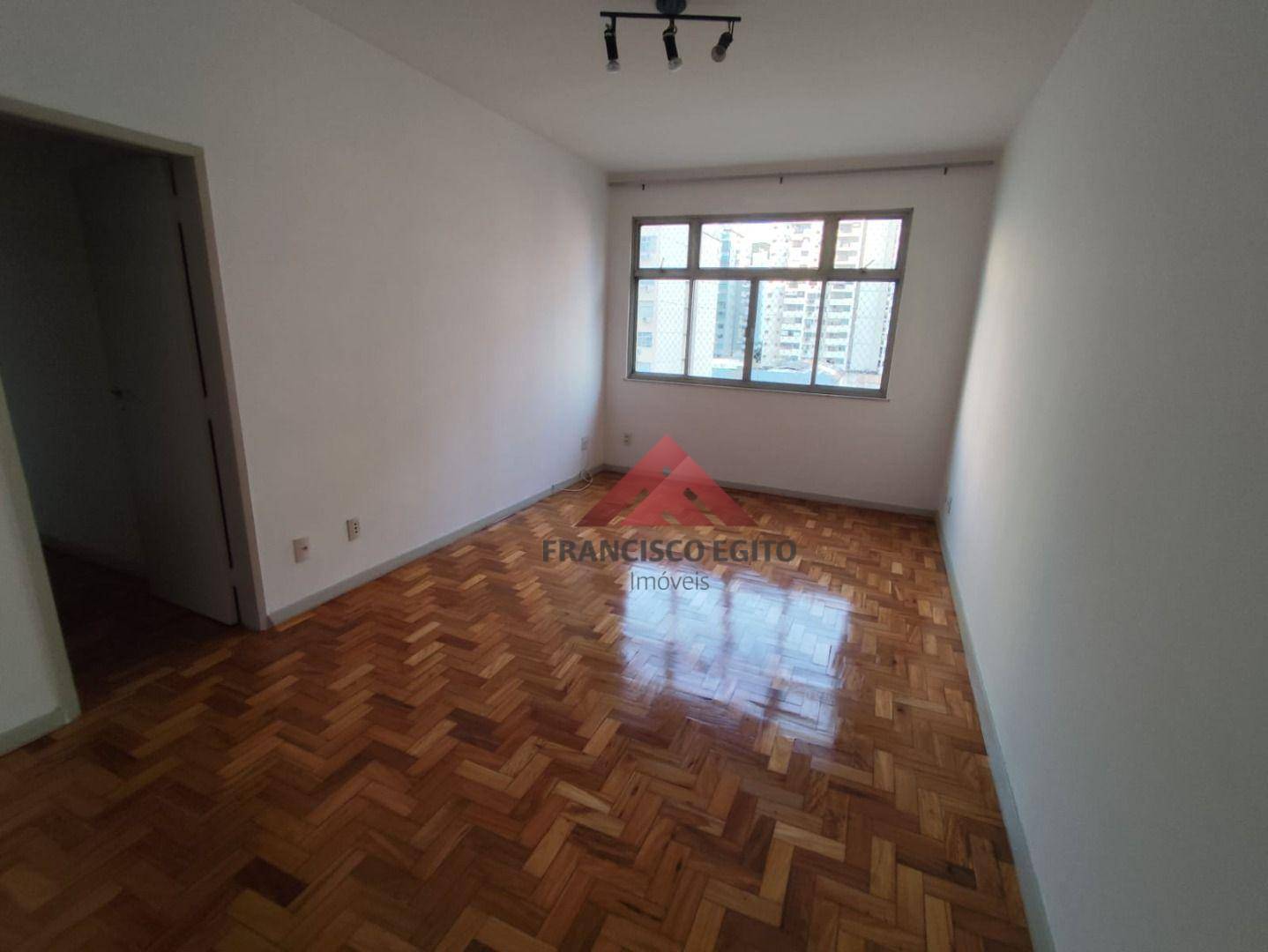 Apartamento à venda com 3 quartos, 100m² - Foto 2