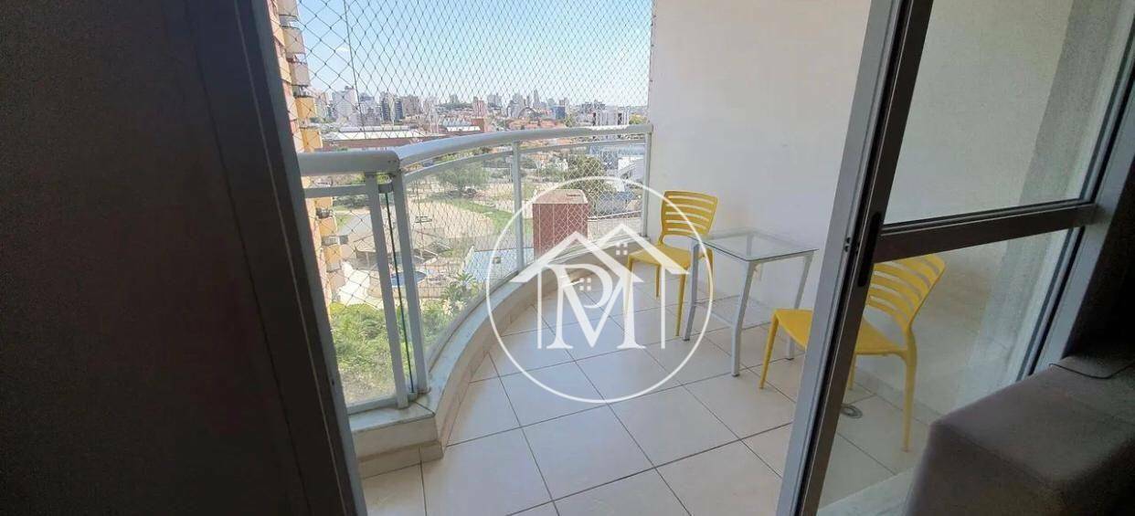 Apartamento à venda com 3 quartos, 96m² - Foto 2