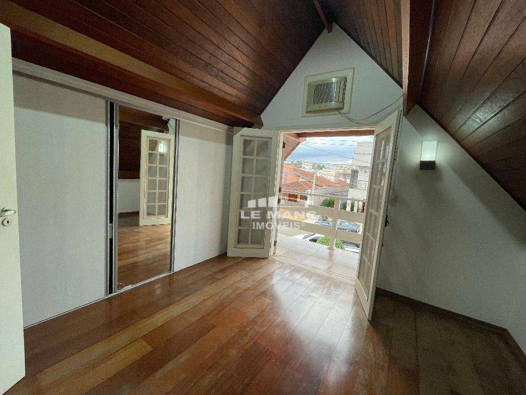 Casa de Condomínio à venda e aluguel com 3 quartos, 179m² - Foto 27