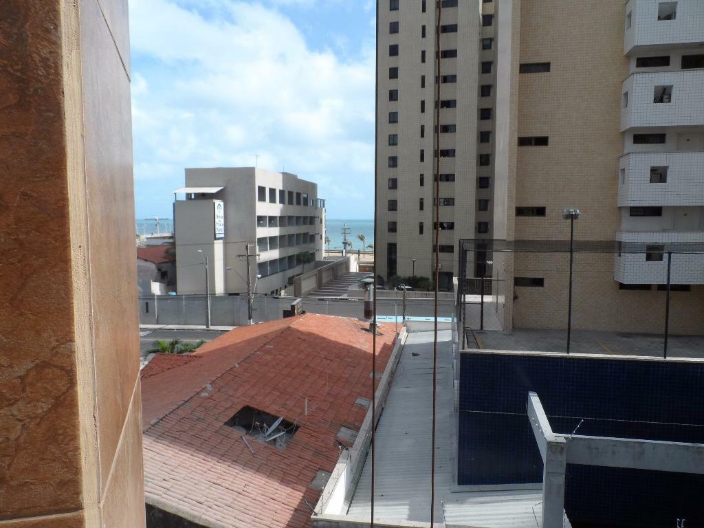 Apartamento à venda com 3 quartos, 75m² - Foto 25