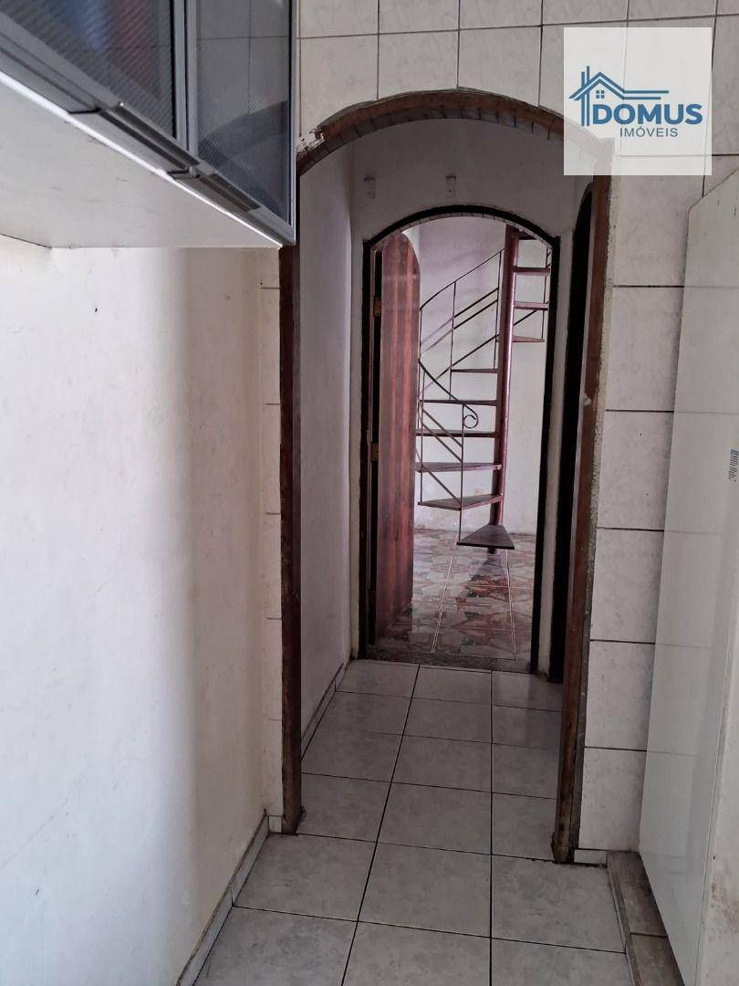 Sobrado à venda com 4 quartos, 204m² - Foto 18