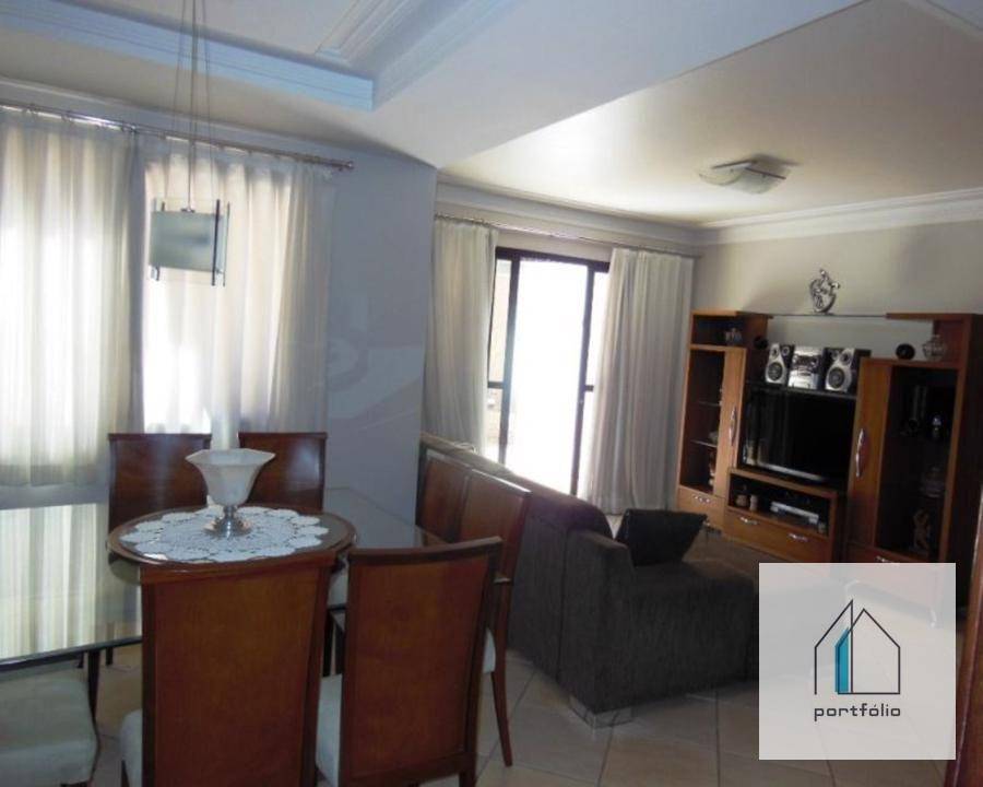 Apartamento à venda com 3 quartos, 185m² - Foto 2