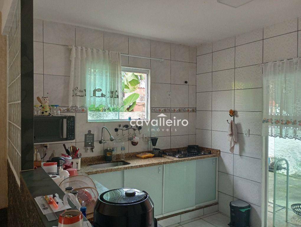 Casa à venda com 5 quartos, 220m² - Foto 30