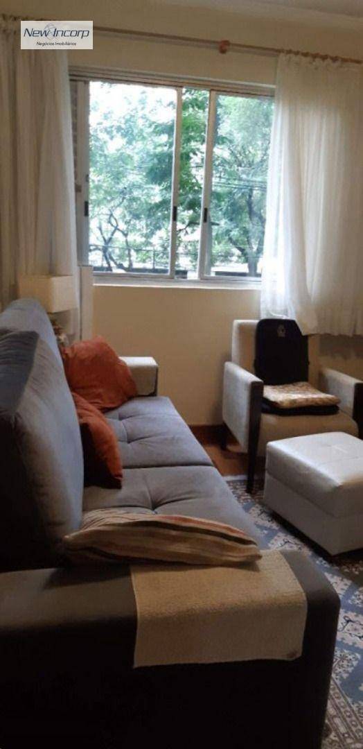 Apartamento à venda com 3 quartos, 189m² - Foto 2