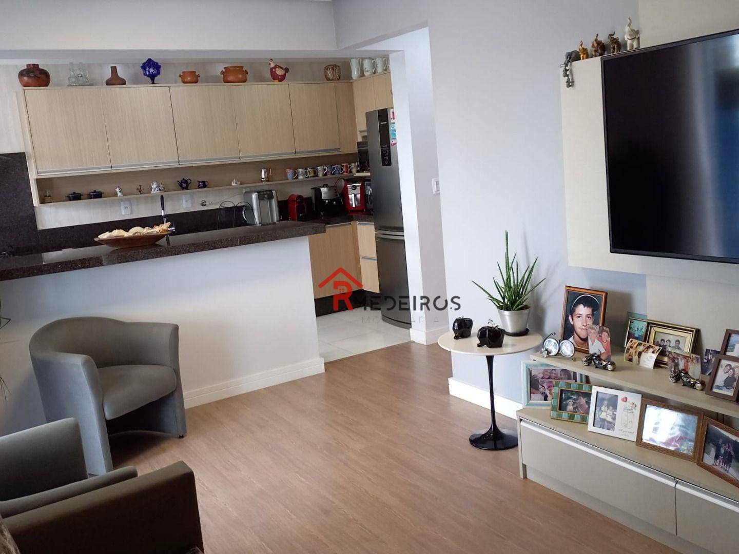 Apartamento à venda com 2 quartos, 94m² - Foto 7