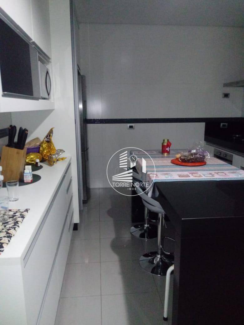 Sobrado à venda com 4 quartos, 260m² - Foto 23