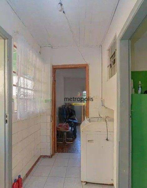 Casa à venda com 2 quartos, 100m² - Foto 3