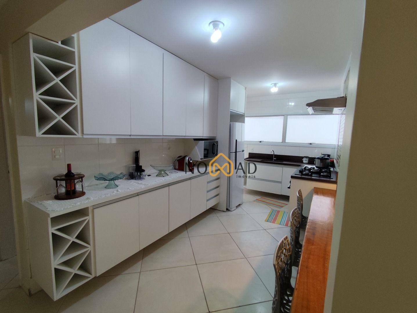 Apartamento à venda com 3 quartos, 120m² - Foto 7