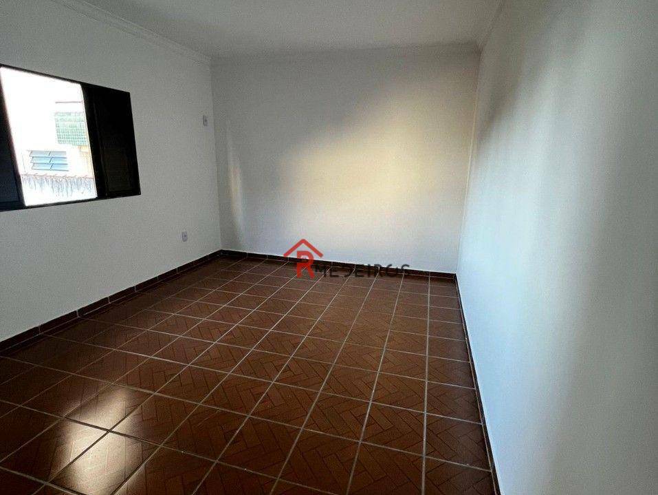 Casa à venda com 2 quartos, 95m² - Foto 9