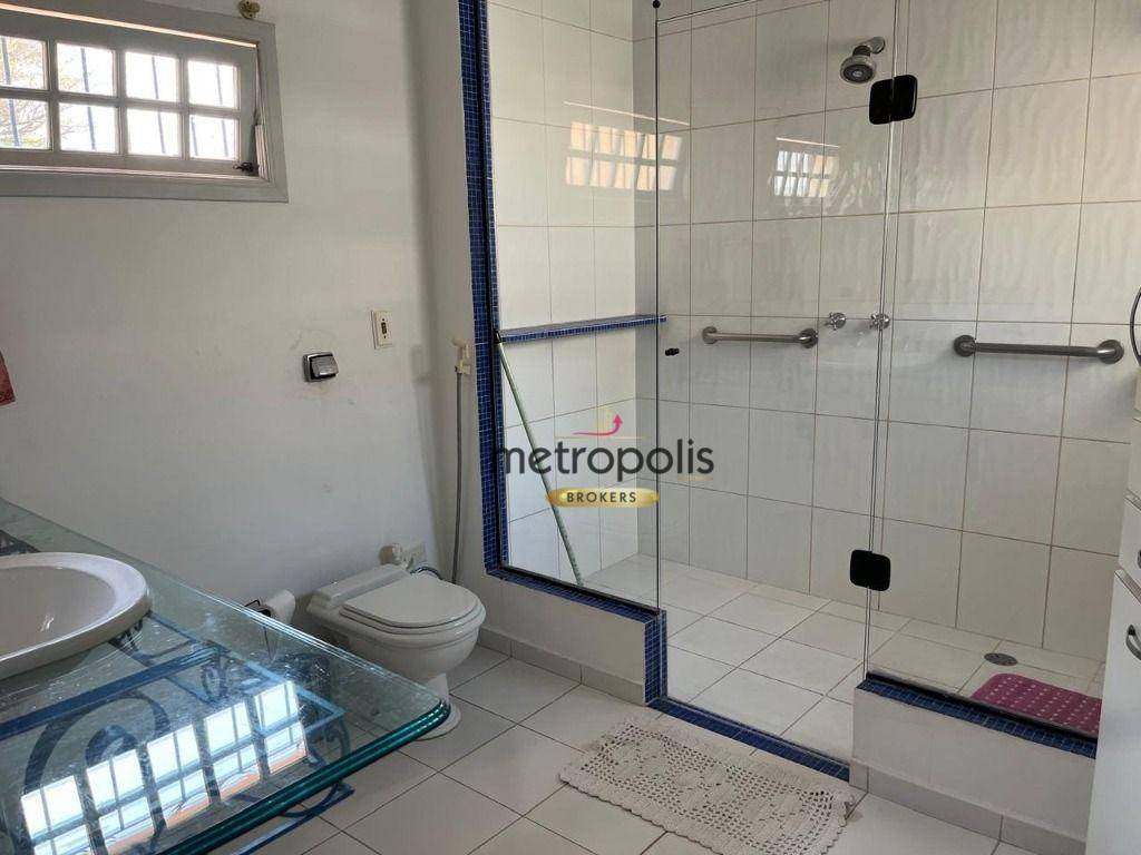 Casa à venda com 3 quartos, 330m² - Foto 42