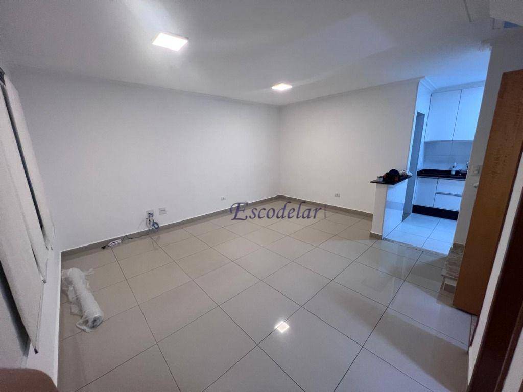 Casa de Condomínio para alugar com 3 quartos, 84m² - Foto 1