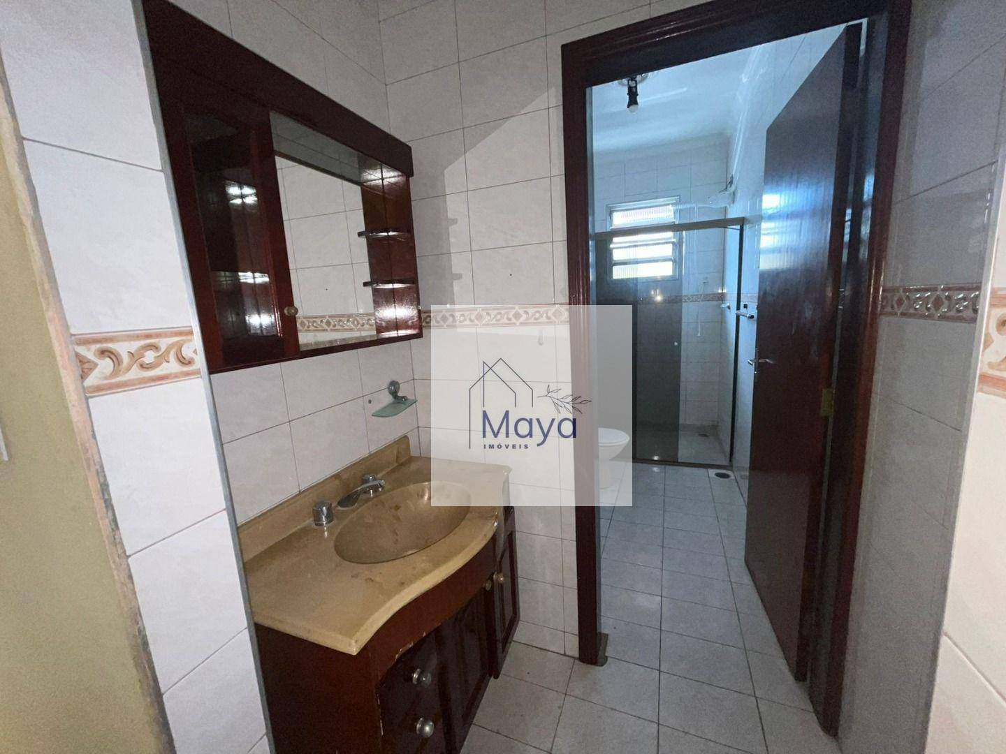 Casa à venda com 5 quartos, 220m² - Foto 46