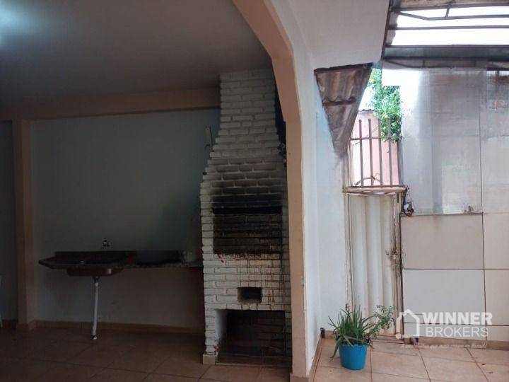 Casa à venda com 4 quartos, 220m² - Foto 19