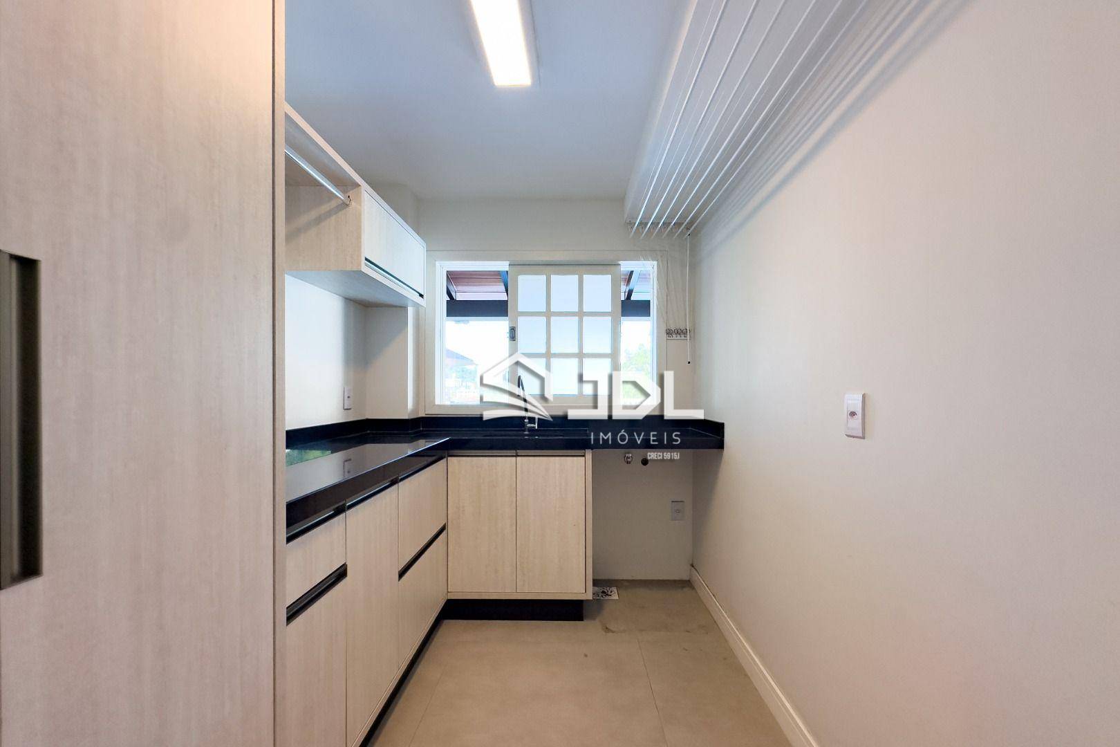 Casa à venda com 3 quartos, 269m² - Foto 19
