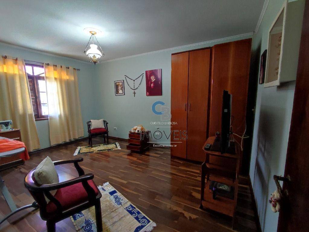 Sobrado à venda com 3 quartos, 300m² - Foto 18