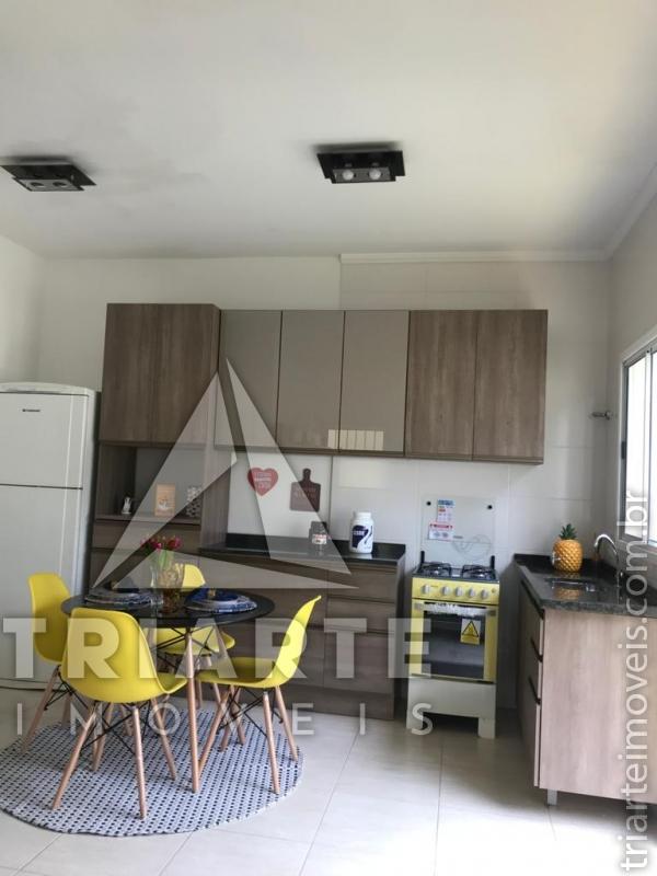 Sobrado à venda com 4 quartos, 197m² - Foto 4