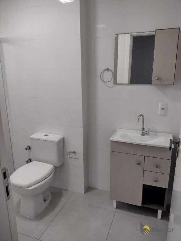 Apartamento à venda com 3 quartos, 118m² - Foto 6