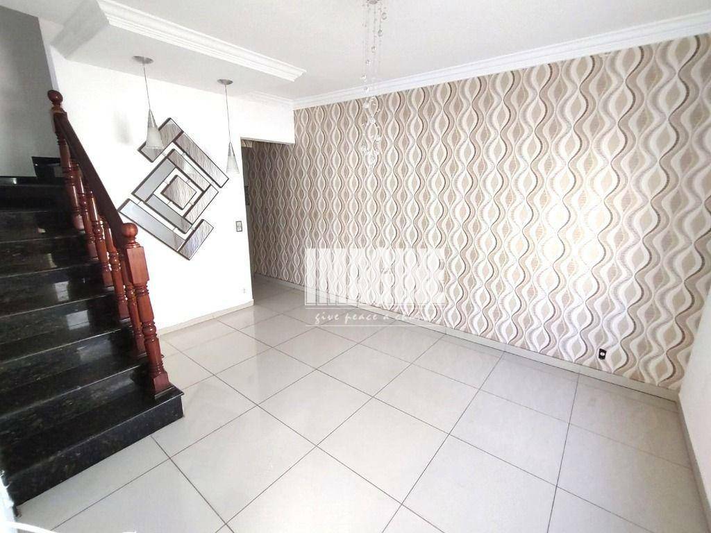 Sobrado à venda com 2 quartos, 85m² - Foto 1