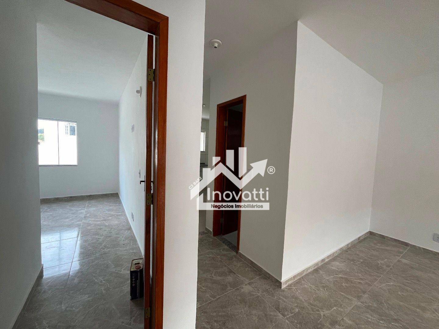 Casa à venda com 2 quartos, 97m² - Foto 11