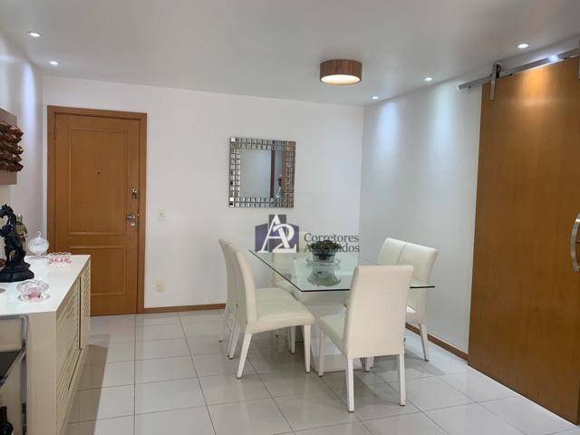 Apartamento à venda com 3 quartos, 91m² - Foto 12