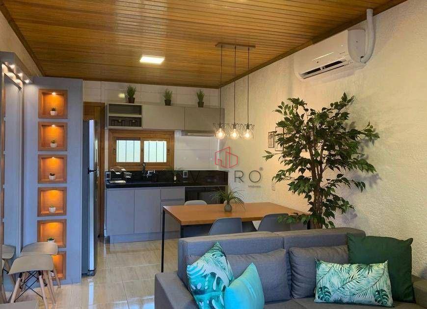 Casa à venda com 6 quartos, 200m² - Foto 1